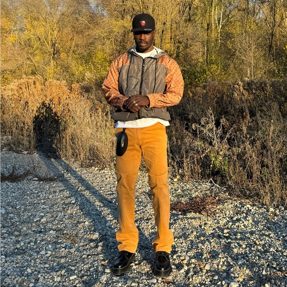 The Wind Rises Windbreaker
Size S - Picture 4 of 5